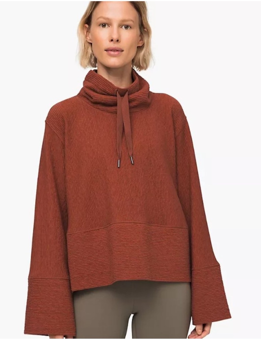 Lululemon athletica retreat yourself pullover - M/L